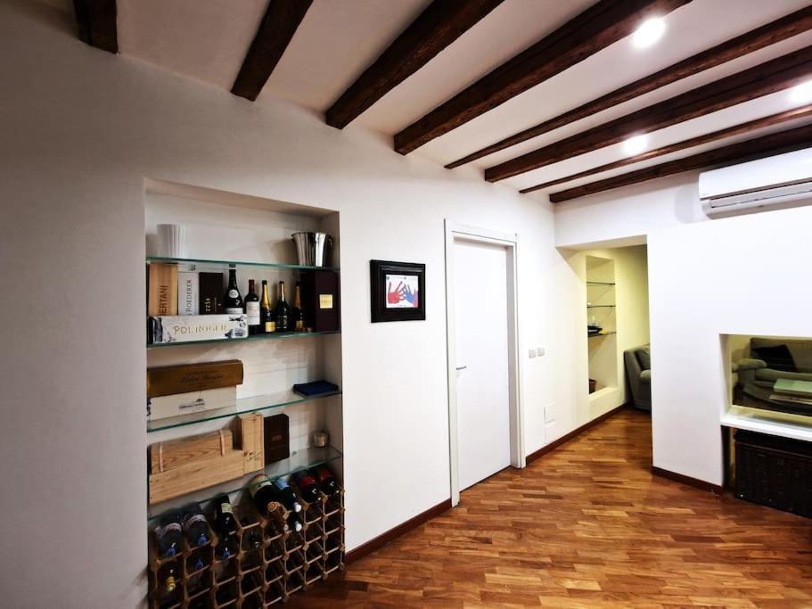 Magnifico Appartamento Ristrutturato Mailand Exterior foto